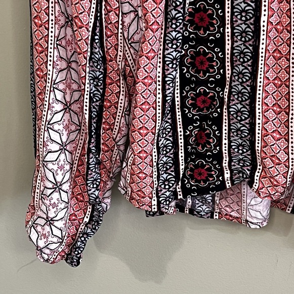 Abercrombie & Fitch Women's XS Top Blouse Long Sleeve VNeck Black White Red - Picture 5 of 13